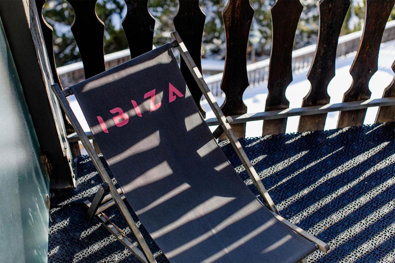 Madame Vacances Hotel Ibiza Ле-дез-Альп Екстер'єр фото
